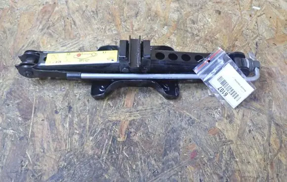 Jaguar XJ X351 Lift Jack AW9317080AD