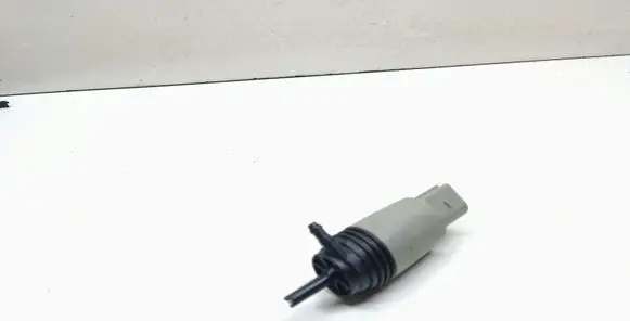 BMW X1 E84 Windscreen/windshield washer pump 6934159 67126934159