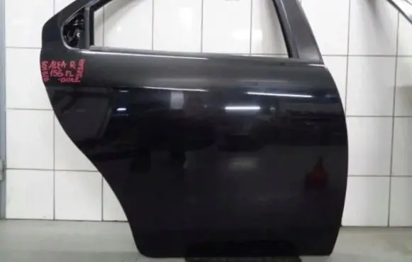 Alfa Romeo 156 Front door