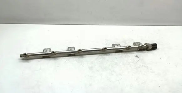 BMW 5 F10 F11 Fuel main line pipe 7537319 7535897