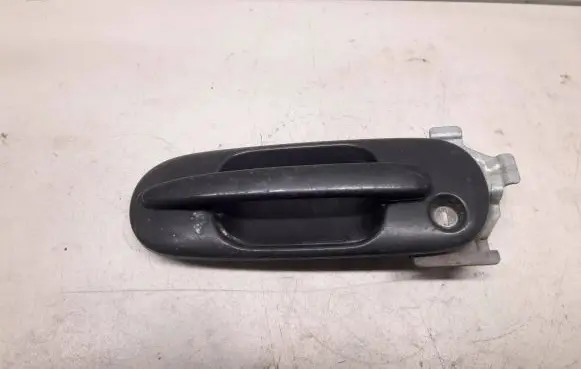 Honda CR-V Front door exterior handle