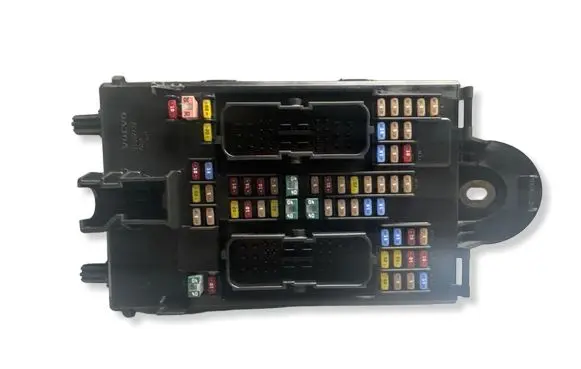 Volvo V60 Fuse module 32142591