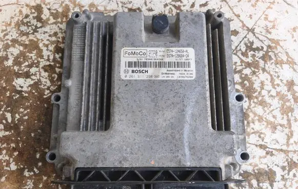 Ford Mondeo MK V Engine control unit/module ES7A12A650AL DS7A12B684DA 0261S11298