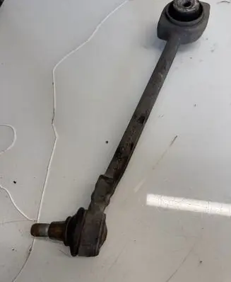 Mercedes-Benz C W204 Front control arm A2043303011