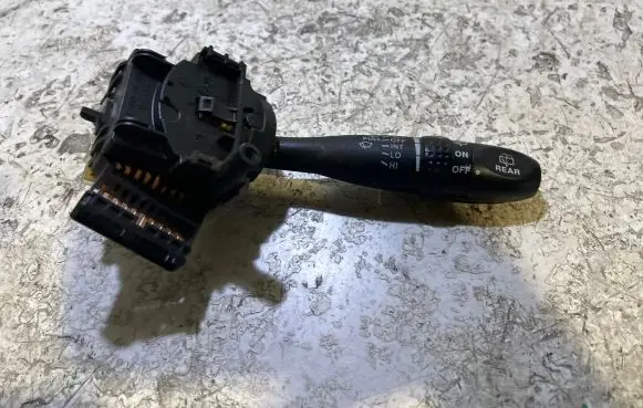 Hyundai Getz Wiper control stalk 75733A