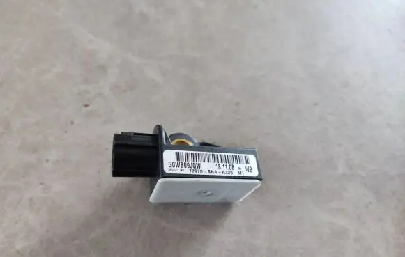 Honda Civic Airbag deployment crash/impact sensor 77970SNAA320M1 G0WB09JQW