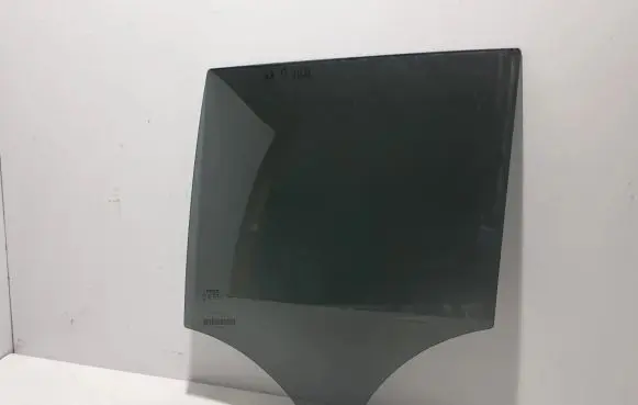 Volvo XC40 Rear door window glass 31442379