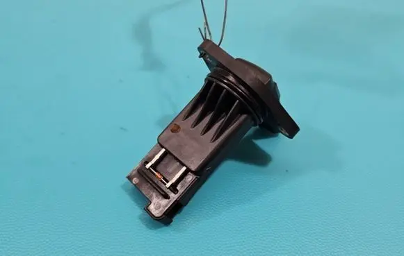 Mitsubishi Space Star Mass air flow meter 1525A031 IMPRK1418062