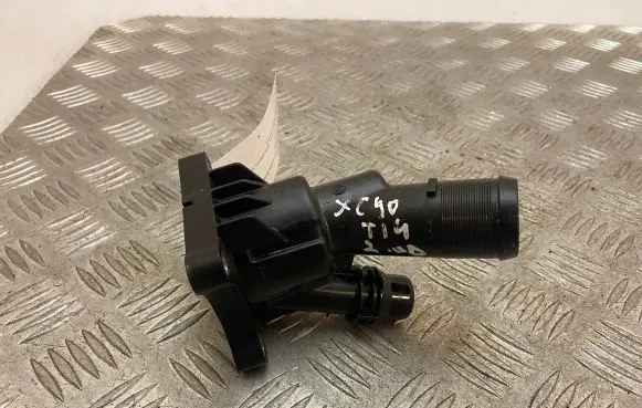 Thermostat/thermostat housing
