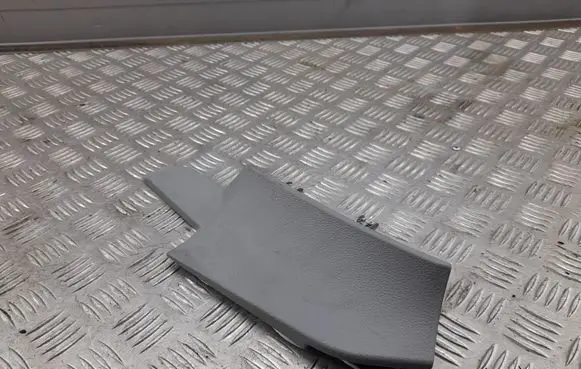 Audi Q7 4M Centre console side trim front 4M1863279
