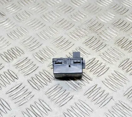 Audi A6 S6 C7 4G Other devices 220438011 4H0909131