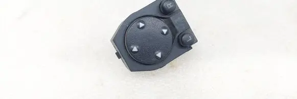 Audi 80 90 S2 B4 Wing mirror switch 893959565
