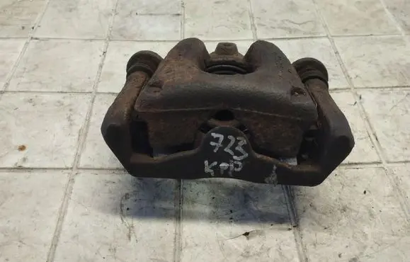 BMW 1 E81 E87 Front brake caliper