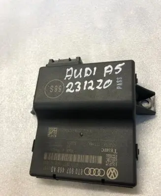 Audi A5 Sportback 8TA Gateway control module 8t0907468ad