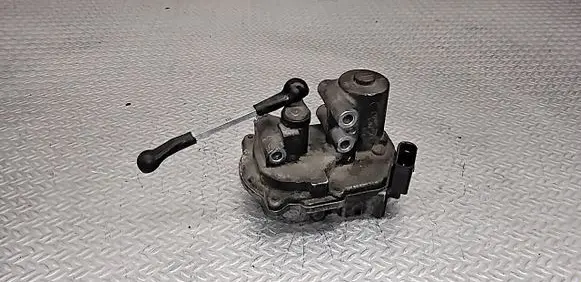 Audi A8 S8 D3 4E Intake manifold valve actuator/motor 059129086M
