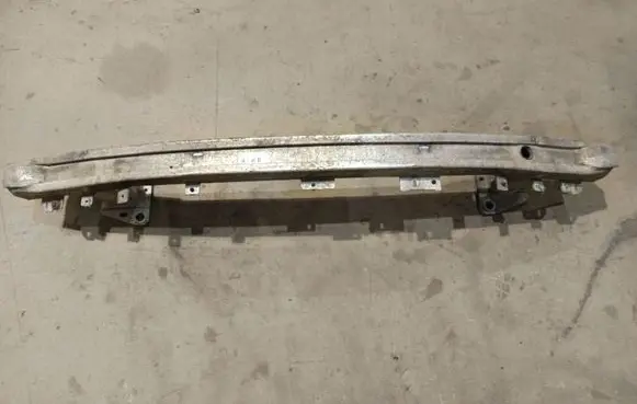 Renault Scenic III - Grand scenic III Front bumper cross member 