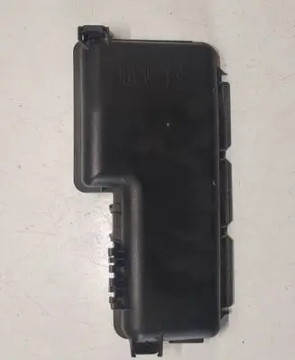 Volvo S60 Fuse box cover 30728133