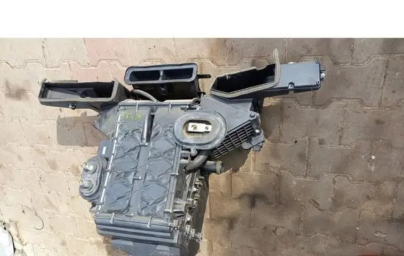 Nissan Quest Interior heater climate box assembly 