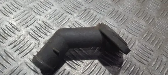 Volkswagen New Beetle Engine coolant pipe/hose 06a121121c