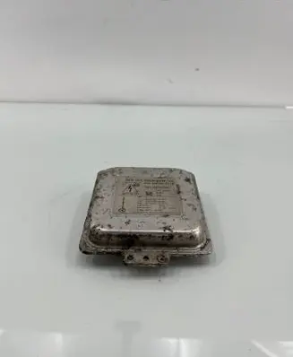 Mercedes-Benz E W212 Headlight ballast module Xenon 5DC00906020 10011923002681 A2129007804