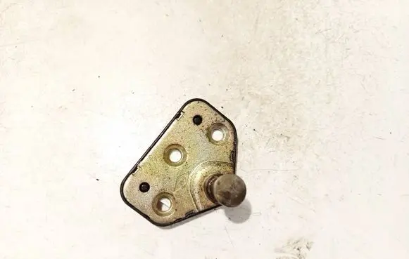 Renault Master II Front door lock loop/hook striker 