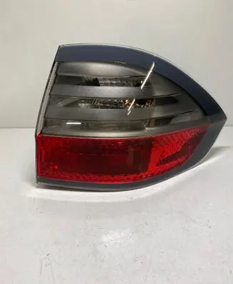 Ford S-MAX Rear/tail lights