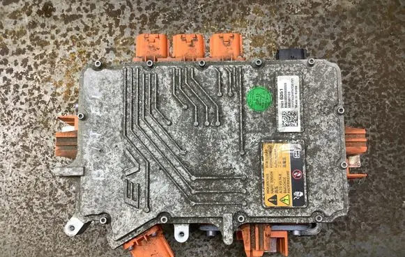 Chevrolet Bolt Voltage converter inverter 688380169 8460300000000X 24286351