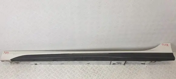 BMW 2 F44 Sill 51777461381