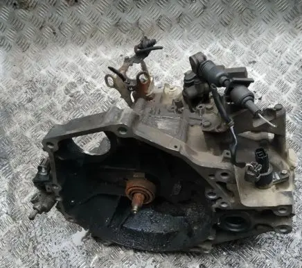 Manual 5 speed gearbox