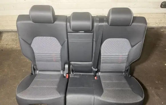 Mercedes-Benz B W246 W242 Second row seats 