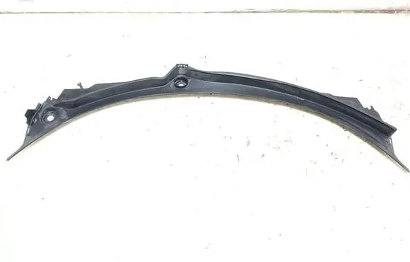 Chevrolet Corvette C8 Cabin air duct channel 85512300