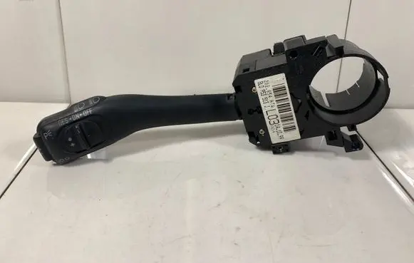 Audi A6 S6 C5 4B Indicator stalk 8L0953513J