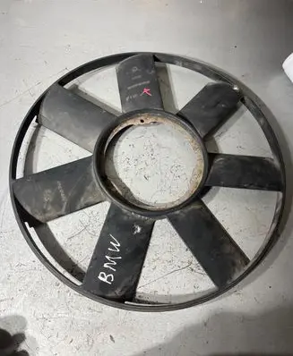 BMW 5 E39 Fan impeller 6600100000 2243303