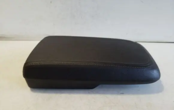 Chevrolet Captiva Armrest 
