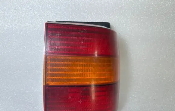 Volkswagen PASSAT B4 Rear/tail lights 3A9945112