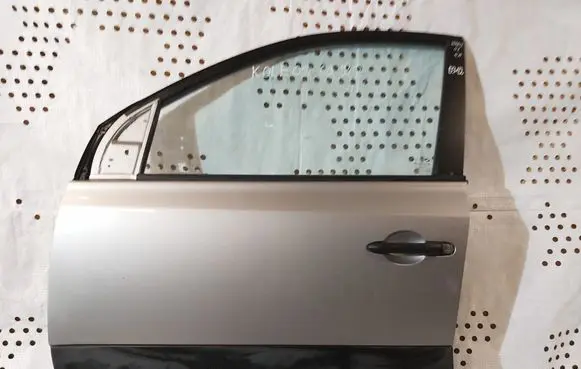 Renault Koleos I Front door