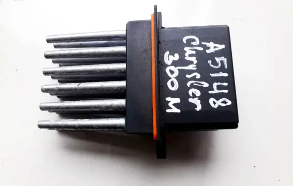 Chrysler 300 - 300C Heater blower motor/fan resistor 05061587AA F011500010