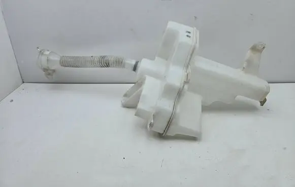 Toyota RAV 4 (XA40) Windshield washer fluid reservoir/tank 060851438