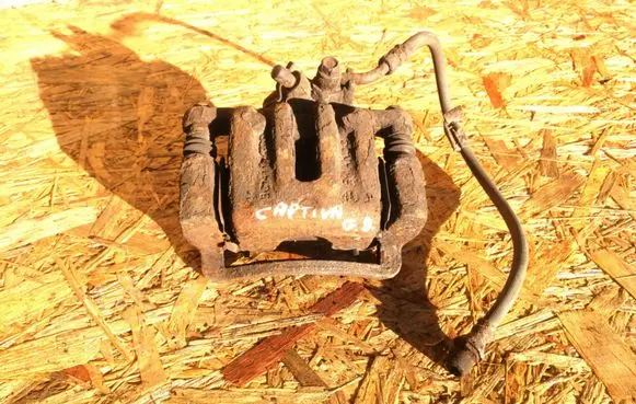 Chevrolet Captiva Rear brake caliper