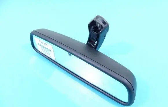 Rear view mirror (interior)