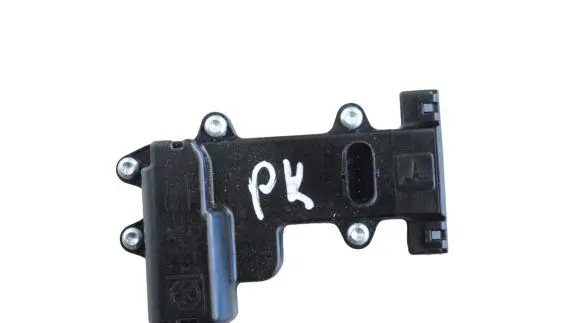 Tesla Model X Door control unit/module 104535300B