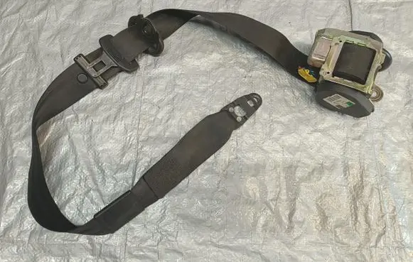 Audi A8 S8 D3 4E Front seatbelt 601782800