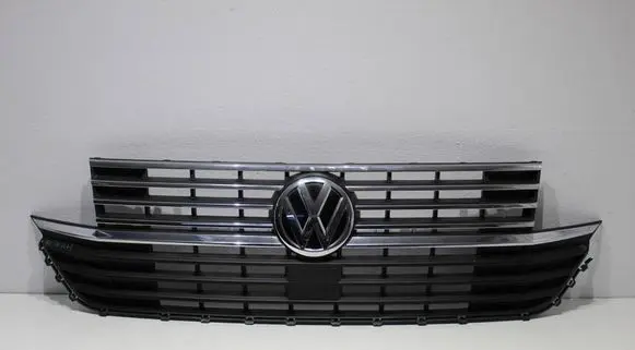 Volkswagen Multivan T6 Front bumper upper radiator grill 7LA853651B 7LA853653