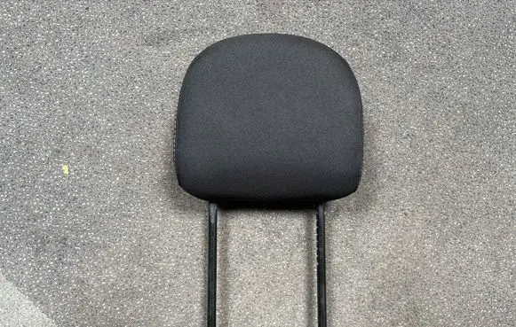 Renault Trafic III (X82) Front seat headrest 