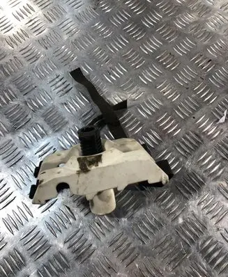 Volvo XC70 Spare wheel bolt 8626133
