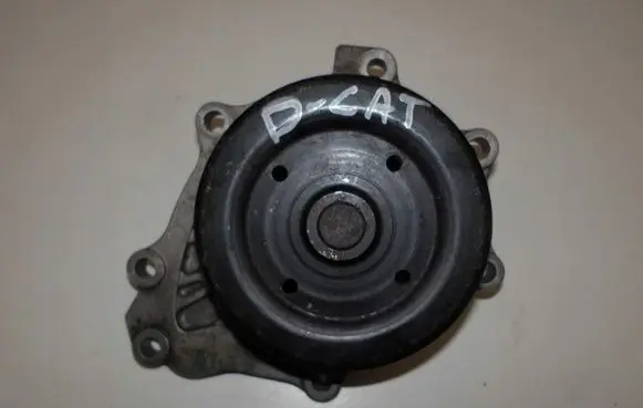 Toyota RAV 4 (XA30) Water pump 9679999u