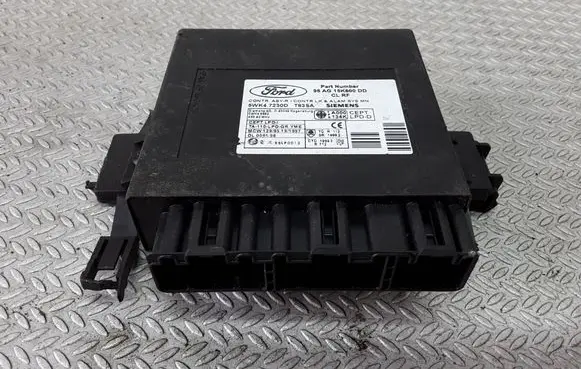 Ford Focus Comfort/convenience module 98AG15K600DD 5WK47230D