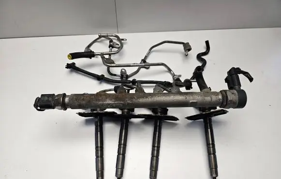 Audi A4 S4 B8 8K Fuel injector 03L130277 100211 03L089G