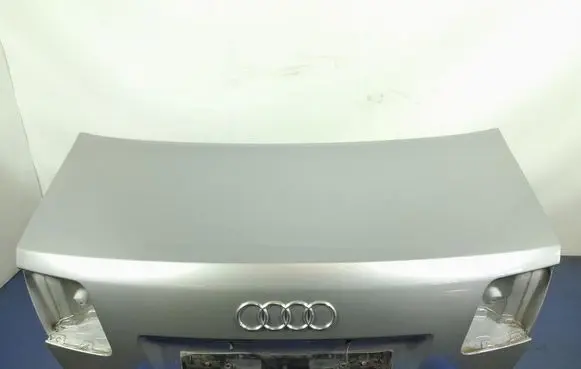 Audi A8 S8 D3 4E Tailgate/trunk/boot lid 
