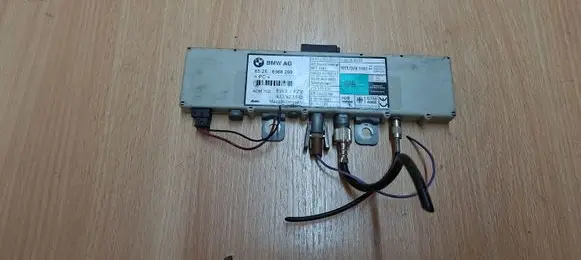 BMW 3 E46 Antenna control unit 65258368209